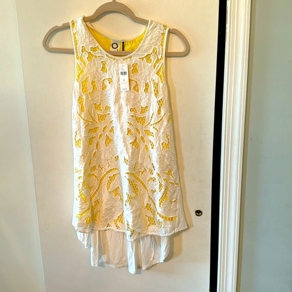 Anthropologie Akemi Lace Floral Racer Back Tank Top size XL - Picture 1 of 4